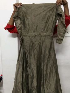 3 PIECES PARTY WEAR GOWN 😍