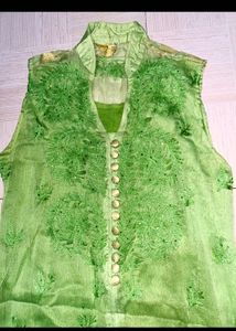 Elegant Green Embroidered Kurti
