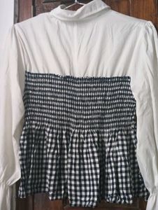 Checked Top with Long Sleeves