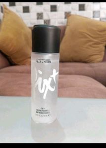 MAC Prep + Prime Fix+