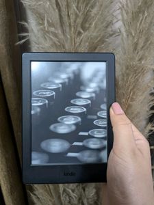 Amazon Kindle (8th Gen)