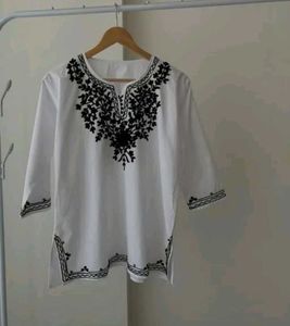 Embroidered White Kurta