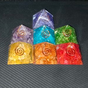 Orgone 7 Chakra Pyramid Set