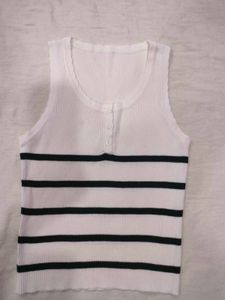 WHITE 🤍 TANK TOP