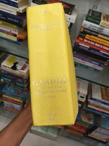 Gandhi: The World Changer (1914-1948) by Guha