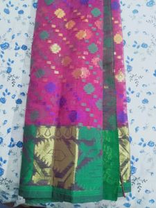 Beautiful Attractive Tank Saree