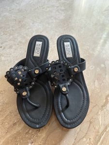 Rosso Brunello Black Wedges