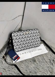 Tommy Hilfiger Slingbags