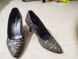 Beautiful Glitter High Heels