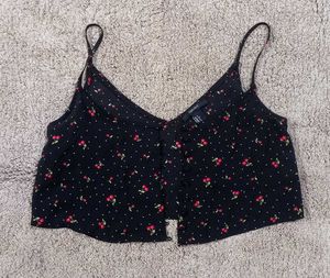 Black 🖤 With🍒 Printed Very Stylish Shein Top