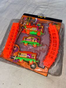 LOL Surprise Gauge Electric Train Set - New!