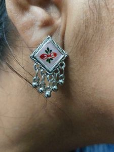 New Trending Earings