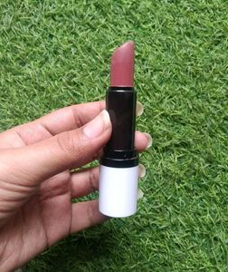 Black Knee Length Dress With Free Nude Lipstick 🛑