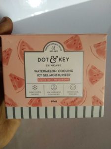 DOT &amp; KEY Moisturizer