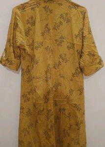 Vintage Floral Print Button-Down