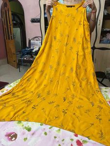 A Sleeveless Kurta For Your Daily Wear