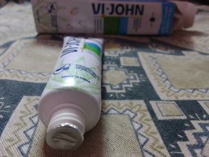 VI-JOHN Shaving Cream New pack