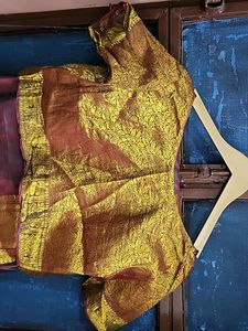 Double Shade Saree With Blouse