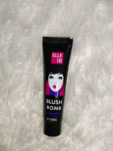 Elle18 3 Cc Creams + Blush