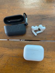 Apple Airpods Pro 2nd Gen