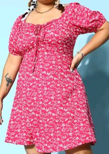 A Short Dress For Curvy Women