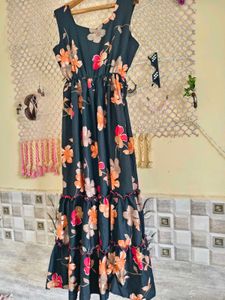 🎁Buy 1, Get 1 Free🎁Size M/L Floral Maxi Dress