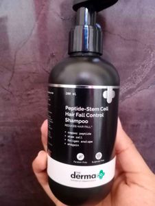 The Derma Co. Hair Fall Shampoo
