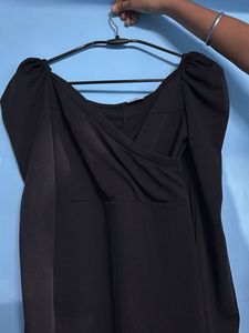 Chic Black Bodycon Midi Dress