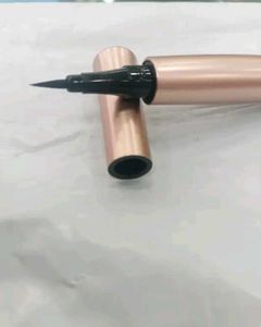 Thin Korean Eyeliner for Large Doll eyes