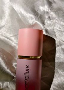 N. KOREAN BLUSH AT THE LOWEST