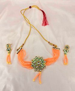 🌸Peach Kundan &amp; Pearl Choker Set🌸