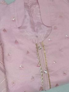 😍Pink Embroidered Kurta Set😍