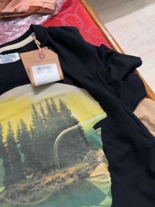 t shirt
