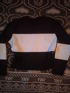 Crop Full Sleeves Top