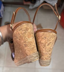 “M&amp;H” Tan High Wedges (Almost 🆕)