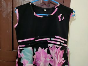 Sleeveless Floral Print Top
