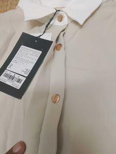 New Two Toned Shirt Free With Kate Spade Heart Pin