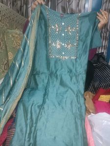 Kurta With Chunni
