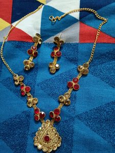 Red And Golden Jewellery Set