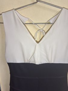 Chic Two-Tone Bodycon Dress