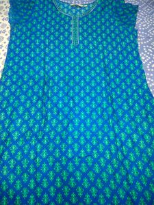 Women Summer Cotton Avaasa Brand Kurta Large