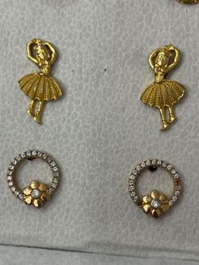 Gold Pleated Doll Earing 😍