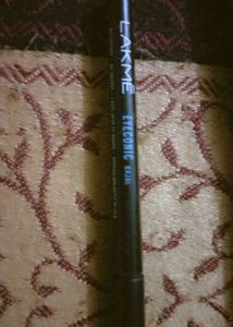 Lakme Kajal Lip Liner 2 Cluture