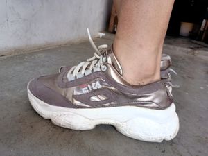 Very Less Use Sports Shooes