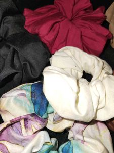 Colorful Scrunchie Set - Hair Accessories