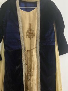 Elegant Salwar Kameez Suit