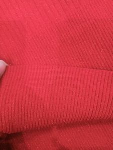 Off White shiny Sweater