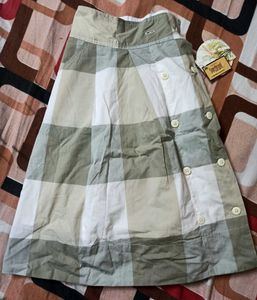 Skirt Arrow
