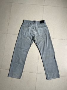 Zara Light Wash Jeans
