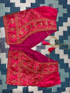 Pink And Golden Blouse With Short Sleeves